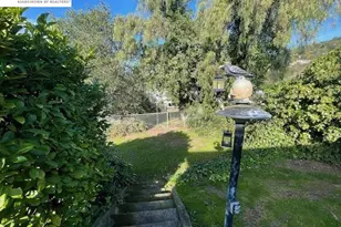 4101 Mountain View Ave, Oakland, CA 94605 - Photo 21