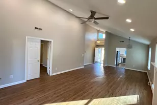 2231 Hillcrest Dr, Tracy, CA 95377 - Photo 11