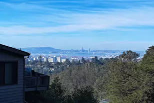 6059 Girvin Dr, Oakland, CA 94611 - Photo 7