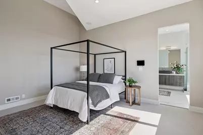 25 Diablo Dr, Oakland, CA 94611 - Photo 55