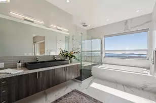 25 Diablo Dr, Oakland, CA 94611 - Photo 51