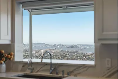 6413 Gwin Ct, Oakland, CA 94611 - Photo 15