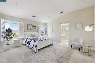 1078 Santa Lucia Dr, Pittsburg, CA 94565 - Photo 25