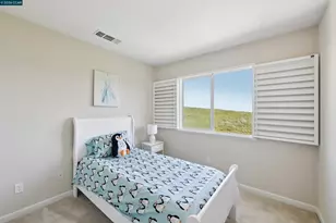 1078 Santa Lucia Dr, Pittsburg, CA 94565 - Photo 33