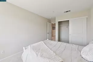 1078 Santa Lucia Dr, Pittsburg, CA 94565 - Photo 41