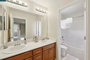 1078 Santa Lucia Dr, Pittsburg, CA 94565 - Photo 35