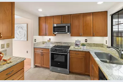 35 Leonard Ct, Alameda, CA 94502 - Photo 9