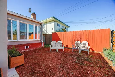 7447 Lockwood St, Oakland, CA 94621 - Photo 3