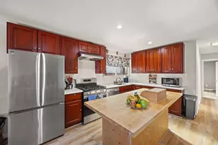 7447 Lockwood St, Oakland, CA 94621 - Photo 5