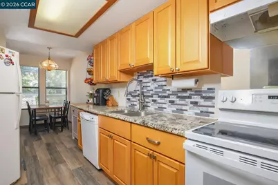 130 Creekside Ct, El Sobrante, CA 94803 - Photo 7