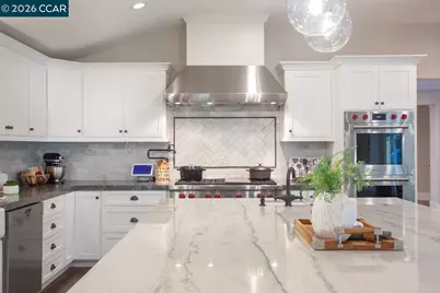 2104 Stewart Ave, Walnut Creek, CA 94596 - Photo 9