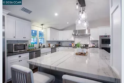 2104 Stewart Ave, Walnut Creek, CA 94596 - Photo 11