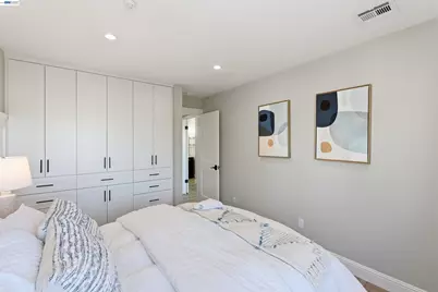 1201 Alta Vista Dr #203, Walnut Creek, CA 94596 - Photo 27