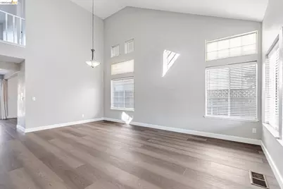 5052 Perry Way, Antioch, CA 94531 - Photo 9