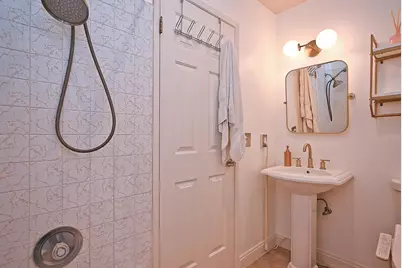 960 Shorepoint #215, Alameda, CA 94501 - Photo 13