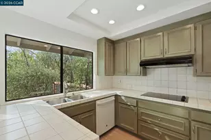 3124 Shire Ln, Walnut Creek, CA 94598 - Photo 11