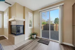 738 Marsh Pl, Fairfield, CA 94533 - Photo 17