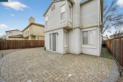 738 Marsh Pl, Fairfield, CA 94533 - Photo 37