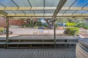 10768 Sheldon St, Oakland, CA 94605 - Photo 43