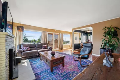 10768 Sheldon St, Oakland, CA 94605 - Photo 11