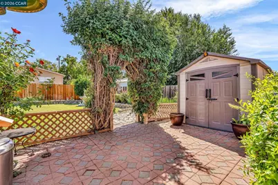 183 Leland Rd, Pittsburg, CA 94565 - Photo 17