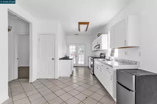 528 29th St, Richmond, CA 94804 - Photo 13