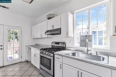 528 29th St, Richmond, CA 94804 - Photo 15