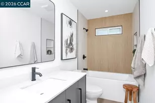 4129 Cabrilho Dr, Martinez, CA 94555 - Photo 11