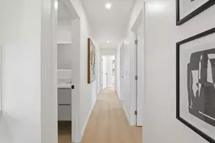 1594 Hallbrook Dr, San Jose, CA 95118 - Photo 17