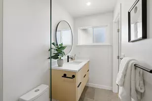 1594 Hallbrook Dr, San Jose, CA 95118 - Photo 21