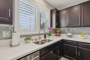 165 Little Ranch Cir, Oakley, CA 94561 - Photo 17