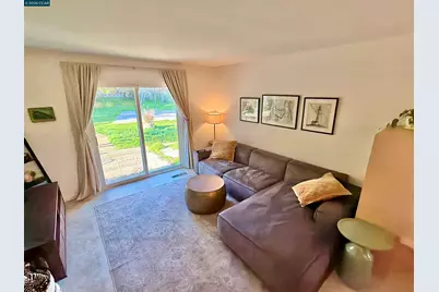 14 Bristol Ct, Pleasant Hill, CA 94523 - Photo 15