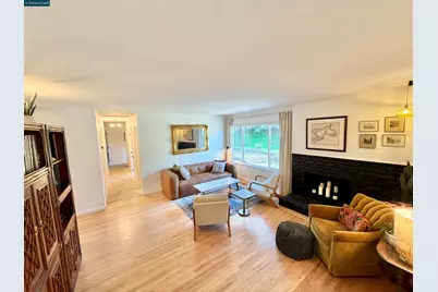 14 Bristol Ct, Pleasant Hill, CA 94523 - Photo 17