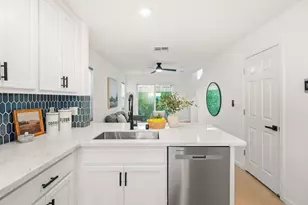 710 Ashwick Loop, Sacramento, CA 95823 - Photo 7