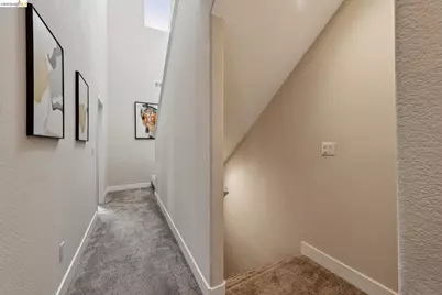 1426 Seawind Dr, Richmond, CA 94804 - Photo 25