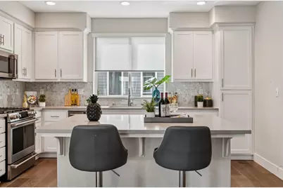 1426 Seawind Dr, Richmond, CA 94804 - Photo 17