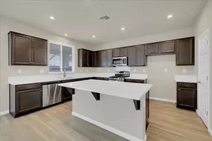 1712 House Dr, Woodland, CA 95776 - Photo 11