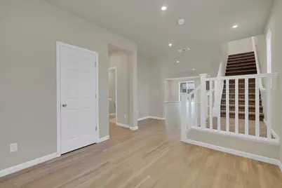 1712 House Dr, Woodland, CA 95776 - Photo 5