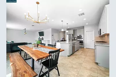 2433 Sanders Ln, Fairfield, CA 94533 - Photo 7