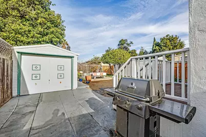 2927 Seminary Ave, Oakland, CA 94605 - Photo 31