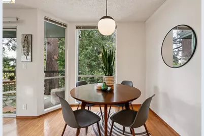 2700 Le Conte Ave #402, Berkeley, CA 94709 - Photo 13