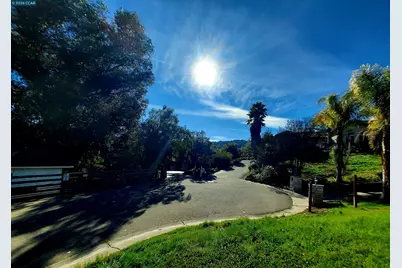 8053 Bethel Lane, Pleasanton, CA 94588 - Photo 7