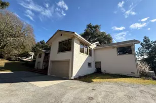 23762 Hutchinson Rd, Los Gatos, CA 95033 - Photo 29