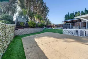 8240 Rhoda Ave, Dublin, CA 94568 - Photo 5