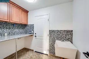 8240 Rhoda Ave, Dublin, CA 94568 - Photo 29