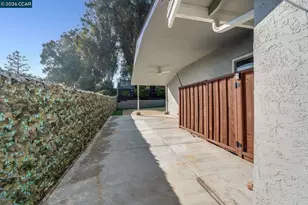 8240 Rhoda Ave, Dublin, CA 94568 - Photo 9