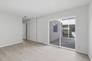 1371 Sunnycrest Cir, San Jose, CA 95122 - Photo 25