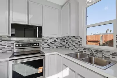 1371 Sunnycrest Circle, San Jose, CA 95122 - Photo 13