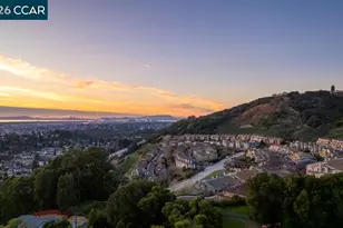 7308 Altura Pl, Oakland, CA 94605 - Photo 5