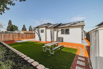 1900 Chestnut Street, Santa Clara, CA 95044 - Photo 29